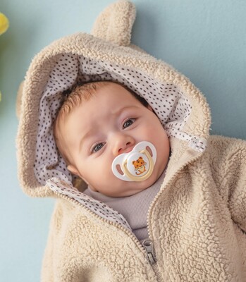 Bebeklerde Emzik Kullanımı Ne Zaman Bırakılmalı?