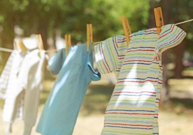 Bebek Kıyafeti Nasıl Yıkanmalı?