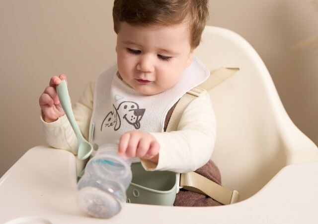 Bebeklerde Küme Beslenme Nedir?