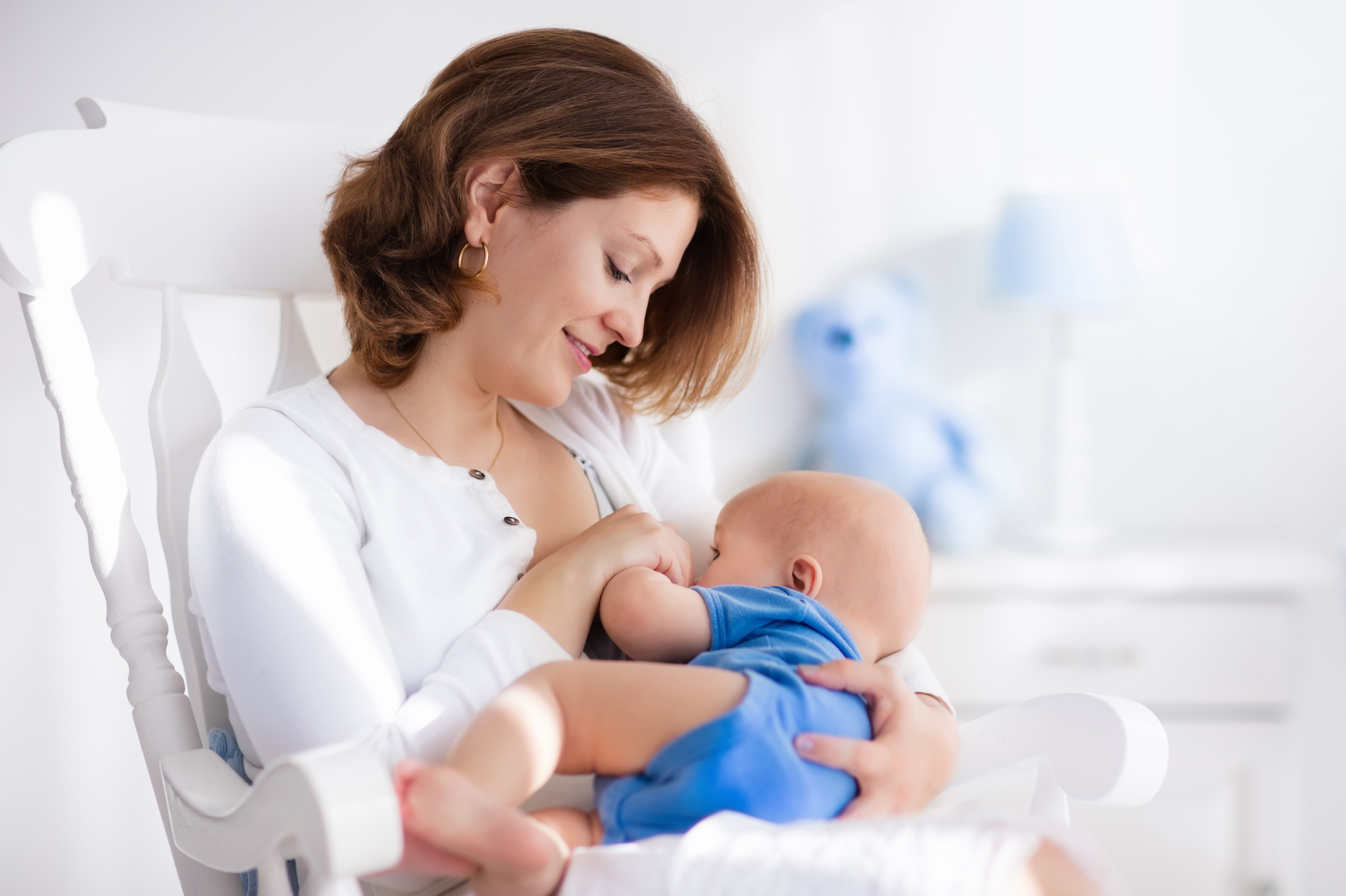 Bebek Beslenmesinde Anne Sütü Hayati Önem Taşıyor