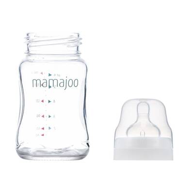 Mamajoo Glasfläschchen 180 ml & Auslaufsichere Trink-Lernbecher Schwarz 270ml mit Griff & Anti-Kolik Weicher Schnabel