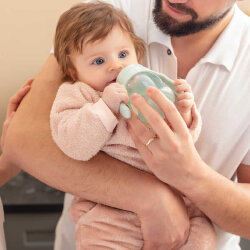 Mamajoo Silver Feeding Bottle 250ml & Non Spill Training Cup Powder Green 160ml with Handle - 5